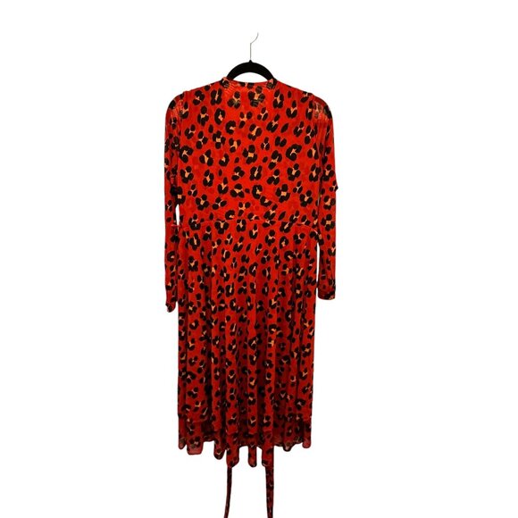 💰BOGO💰New CAbi Red Leopard Print Siren Wrap Dress sz M - Picture 7 of 11